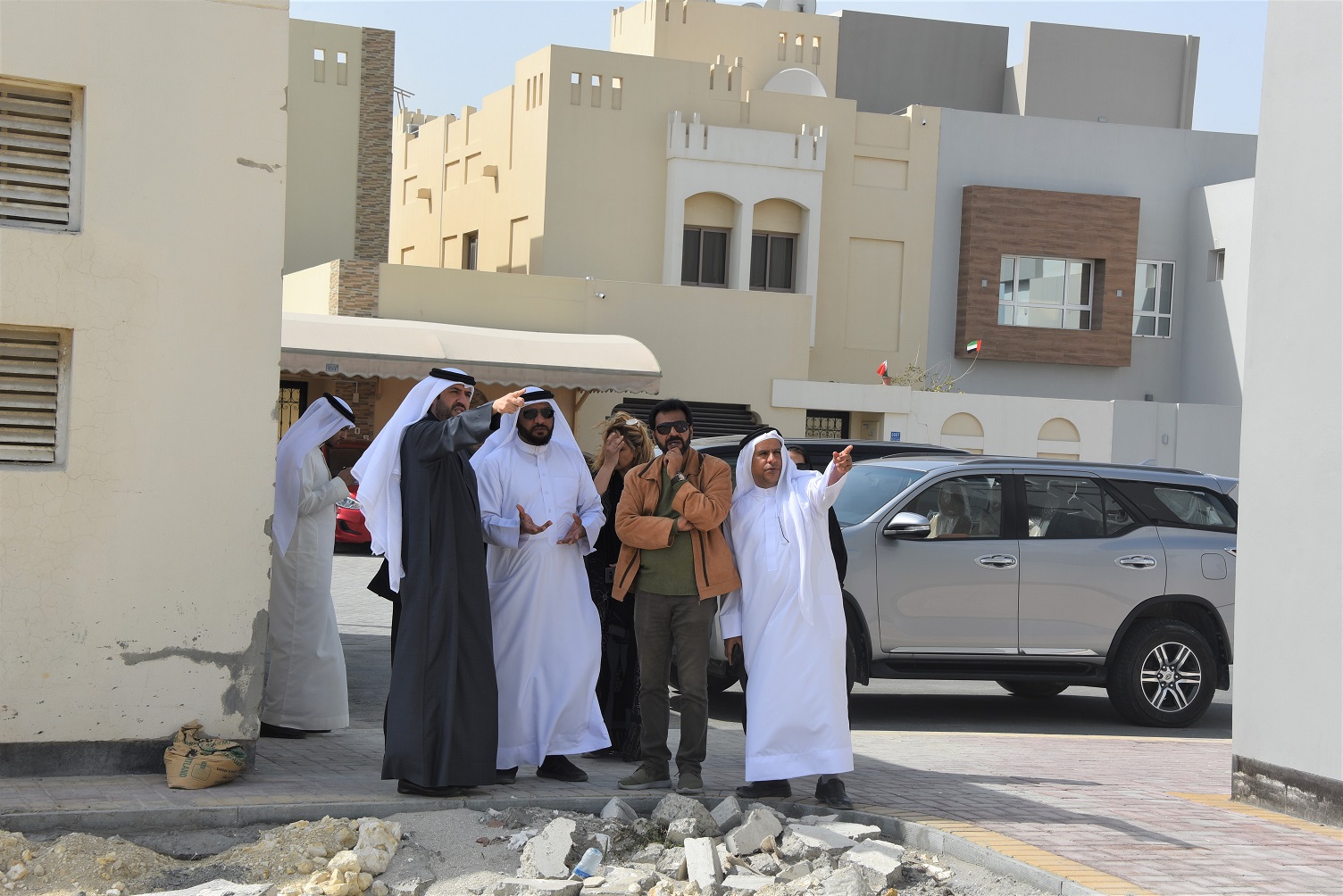 مدير عام بلدية "الجنوبية" يتفقد احتياجات أهالي الدائرة الرابعة