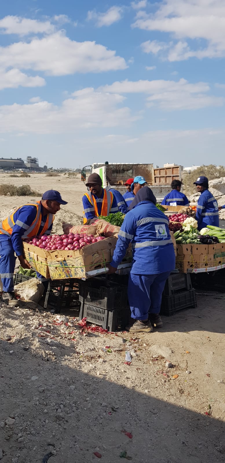 بلدية "الجنوبية" تحد من تجاوزات الباعة الجائلين في "رأس زويد"