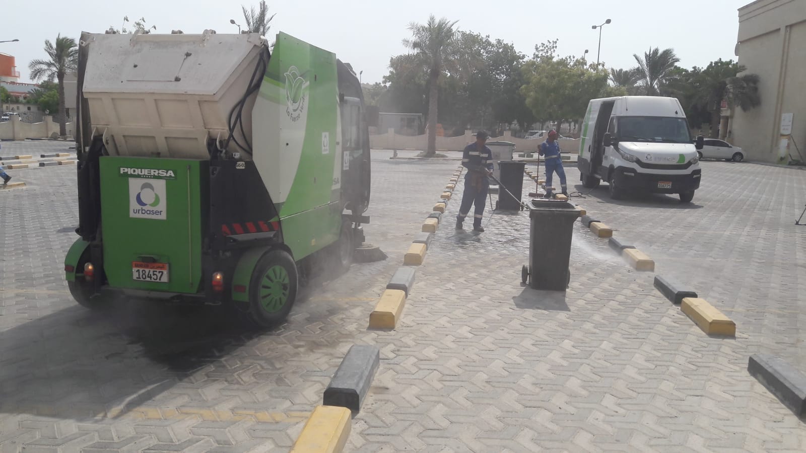 بلدية المنطقة الجنوبية تكثف استعدادات النظافة لاستقبال الشهر الفضيل