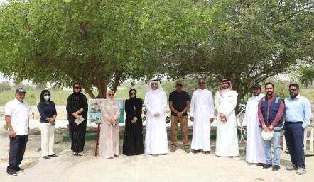 مدير عام بلدية المنطقة الجنوبية والبلدي القلاف يتفقدان مراحل إنجاز ممشى مدينة زايد