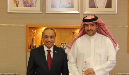 مدير عام البلدية الجنوبية: تكريم سمو ولي العهد رئيس مجلس الوزراء دافع نحو بذل المزيد لمواكبة تطلعات المواطنين