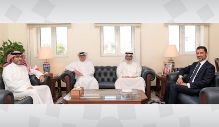 لقاء وزير البلديات والزراعة مع مجلس المحرق البلدي