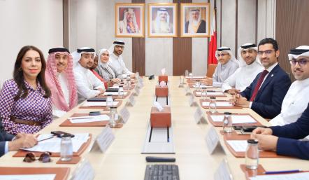 وزير شئون البلديات والزراعة يستعرض مع مجلس أمانة العاصمة مستجدات مشاريع محافظة العاصمة