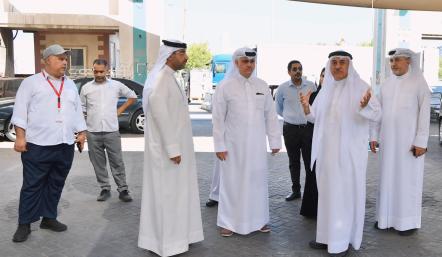 وكيل شؤون البلديات يتفقد الأعمال التطويرية المنجزة في سوق المنامة المركزي