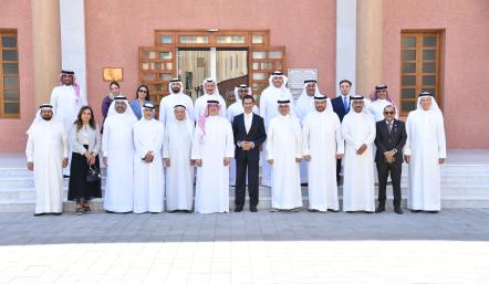 وزير شؤون البلديات والزراعة يستقبل رئيس وأعضاء غرفة تجارة وصناعة البحرين