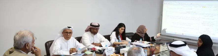 جانب من اجتماعات اللجنة الدائمة العامة بالمجلس البلدي من الفصل التشريعي الخامس